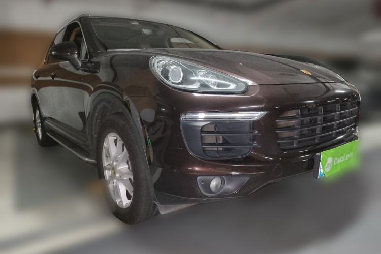 Used Porsche Cayenne 2016 Cayenne 3.0T Front Right 45 Deg