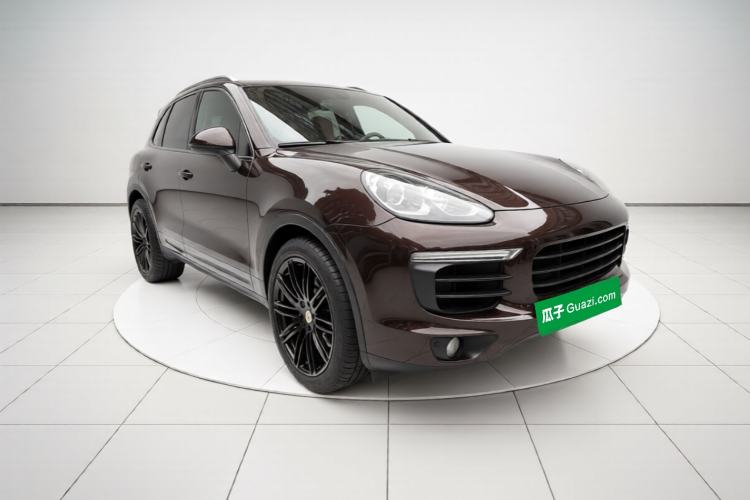 Used Porsche Cayenne 2016 Cayenne 3.0T Front Right 45 Deg
