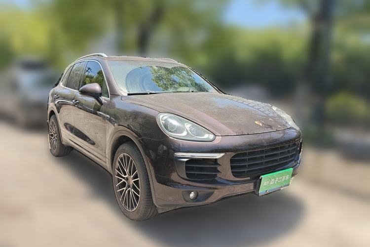 Used Porsche Cayenne 2016 Cayenne 3.0T Front Right 45 Deg