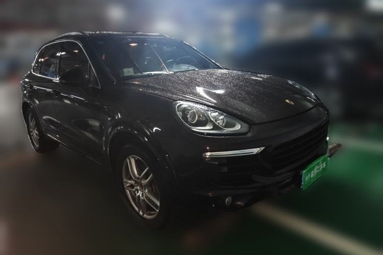 Used Porsche Cayenne 2016 Cayenne Platinum Edition 3.0T Front Right 45 Deg
