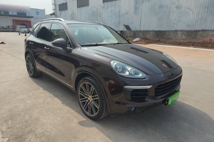 Used Porsche Cayenne 2016 Cayenne 3.0T Front Right 45 Deg