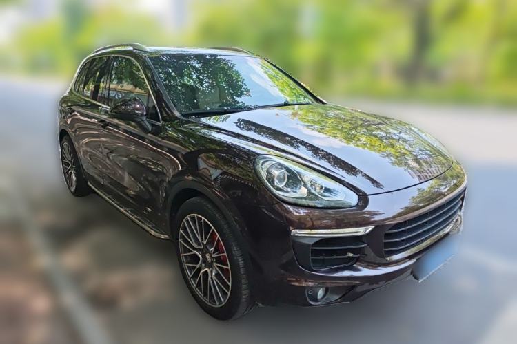 Used Porsche Cayenne 2016 Cayenne 3.0T Front Right 45 Deg