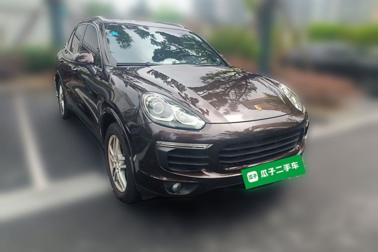 Used Porsche Cayenne 2016 Cayenne Platinum Edition 3.0T Front Right 45 Deg