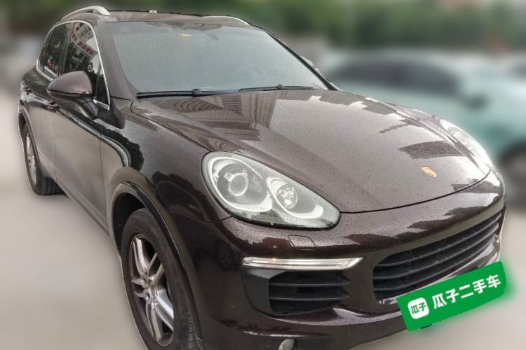 Used Porsche Cayenne 2016 Cayenne Platinum Edition 3.0T Front Right 45 Deg