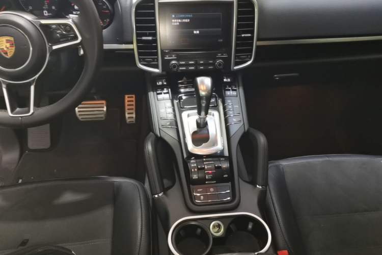 Used Porsche Cayenne 2016 Cayenne 3.0T Gear Lever