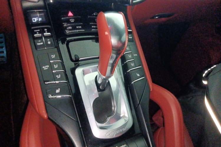 Used Porsche Cayenne 2016 Cayenne 3.0T Gear Lever