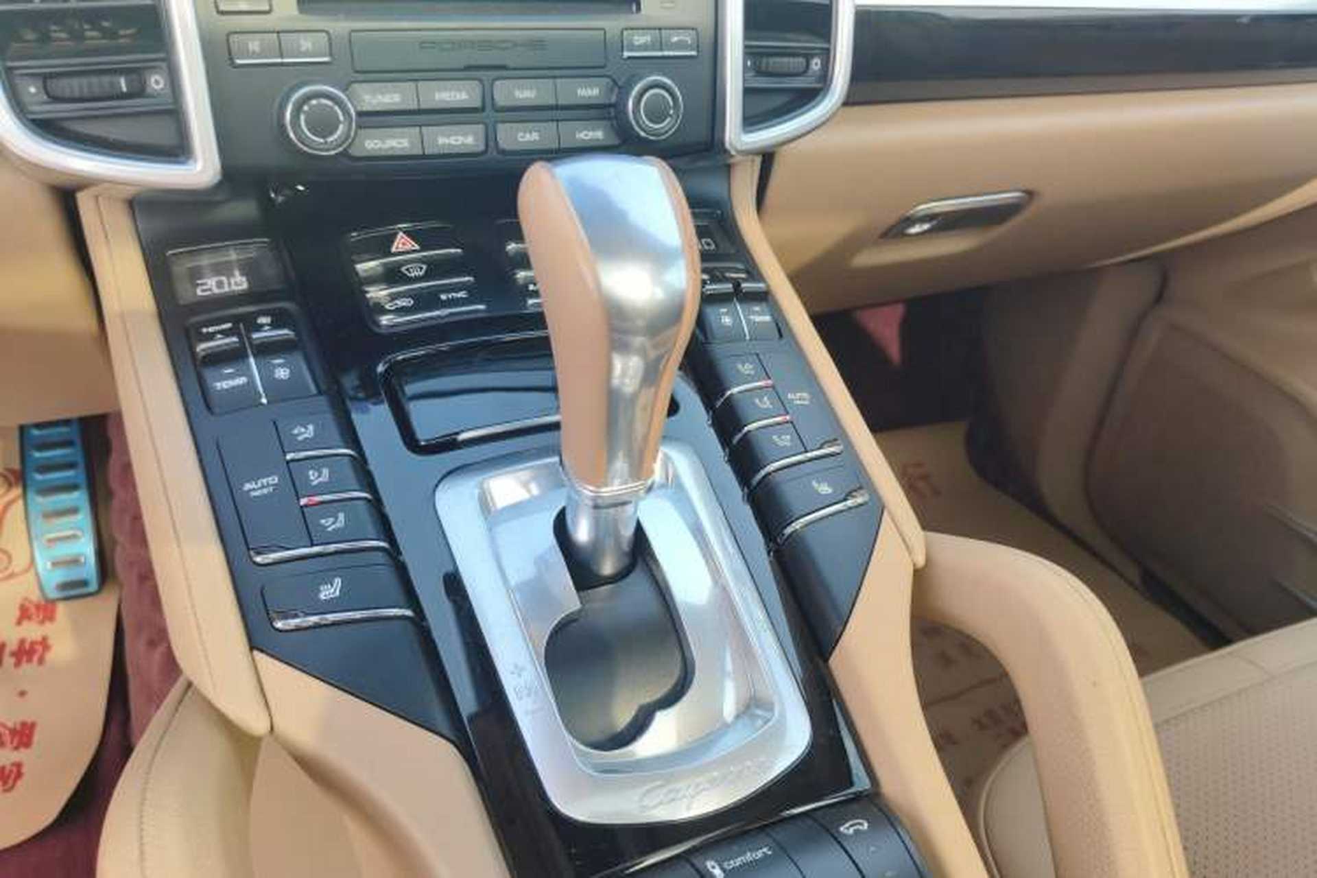 Used Porsche Cayenne 2016 Cayenne 3.0T Gear Lever