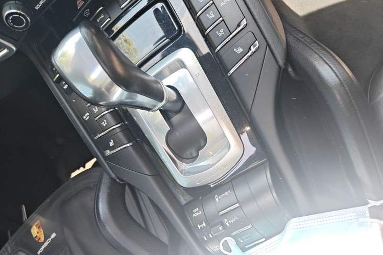 Used Porsche Cayenne 2016 Cayenne 3.0T Gear Lever