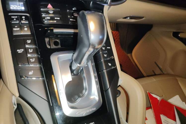 Used Porsche Cayenne 2016 Cayenne 3.0T Gear Lever