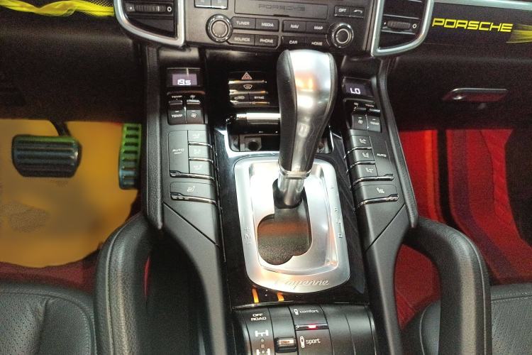 Used Porsche Cayenne 2016 Cayenne 3.0T Gear Lever