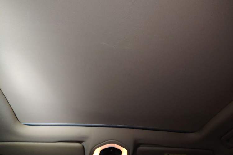 Used Porsche Cayenne 2016 Cayenne Platinum Edition 3.0T Headliner