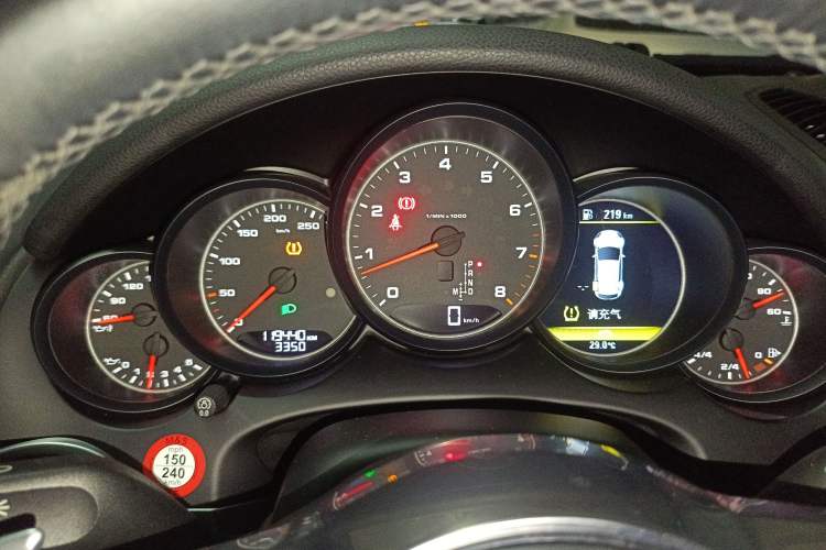 Used Porsche Cayenne 2016 Cayenne 3.0T Instrument Cluster