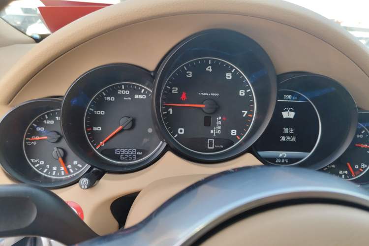 Used Porsche Cayenne 2016 Cayenne 3.0T Instrument Cluster