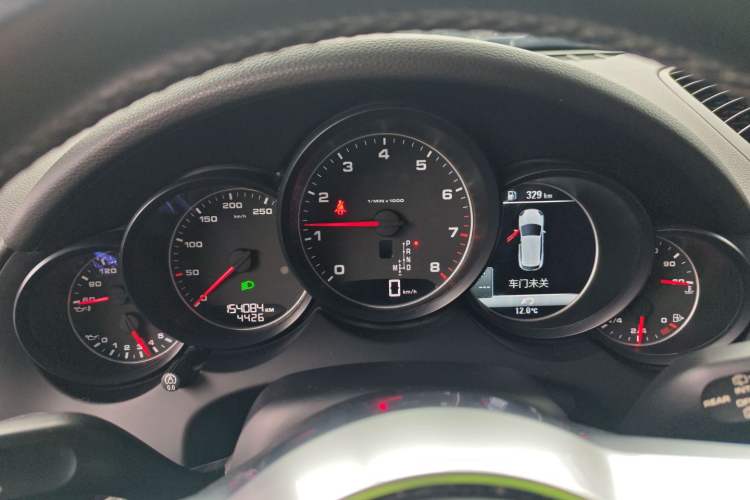 Used Porsche Cayenne 2016 Cayenne 3.0T Instrument Cluster