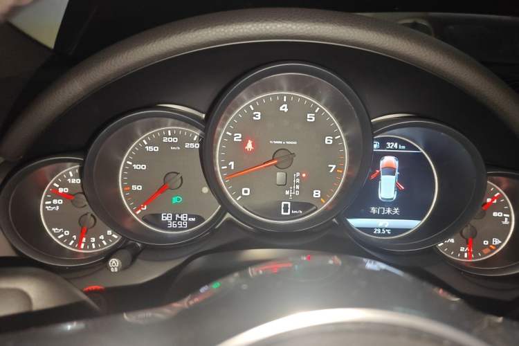 Used Porsche Cayenne 2016 Cayenne 3.0T Instrument Cluster