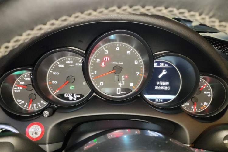 Used Porsche Cayenne 2016 Cayenne 3.0T Instrument Cluster
