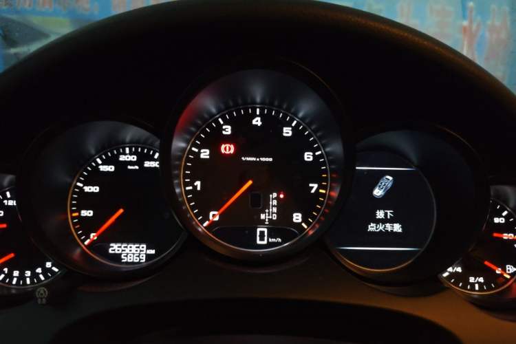 Used Porsche Cayenne 2016 Cayenne 3.0T Instrument Cluster