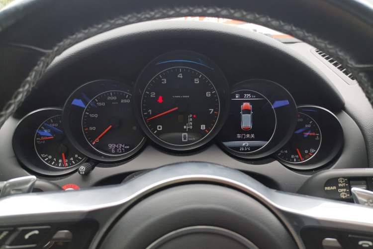 Used Porsche Cayenne 2016 Cayenne 3.0T Instrument Cluster