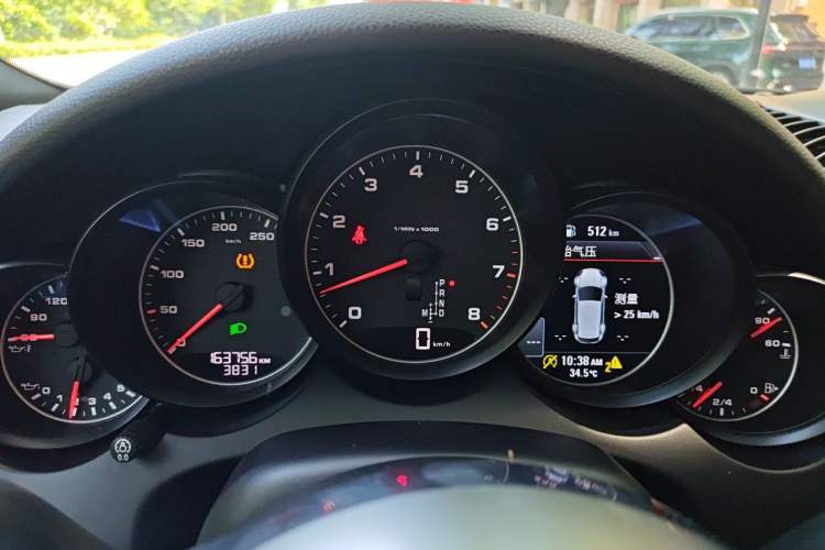 Used Porsche Cayenne 2016 Cayenne 3.0T Instrument Cluster