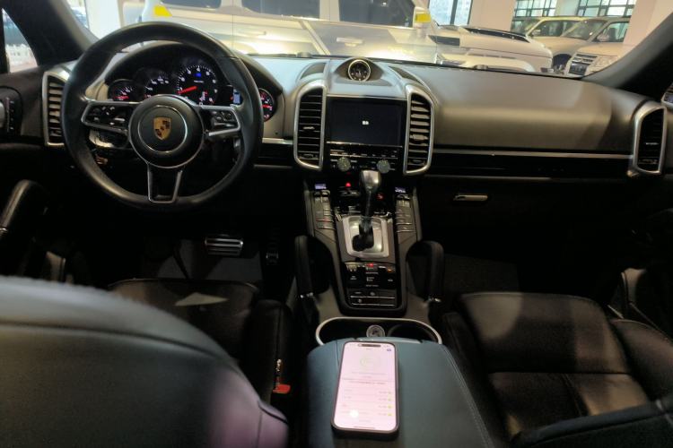 Used Porsche Cayenne 2016 Cayenne 3.0T Interior 2