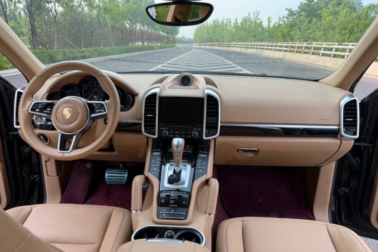 Used Porsche Cayenne 2016 Cayenne 3.0T Interior 3