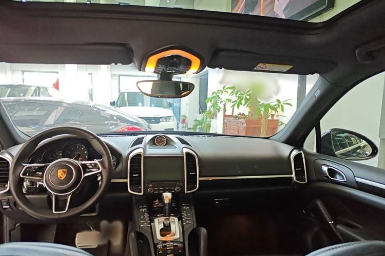 Used Porsche Cayenne 2016 Cayenne 3.0T Interior 6