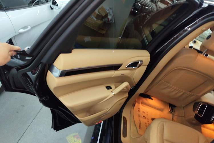 Used Porsche Cayenne 2016 Cayenne 3.0T Interior 8