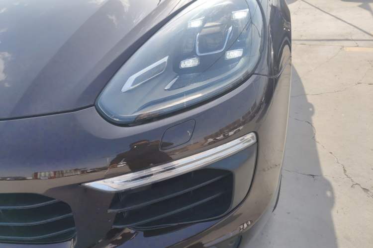 Used Porsche Cayenne 2016 Cayenne 3.0T Left Front Headlight