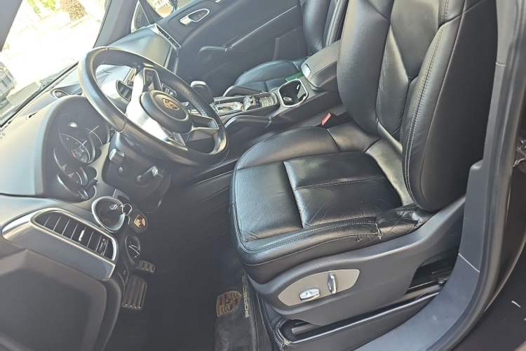 Used Porsche Cayenne  Left Front Seat