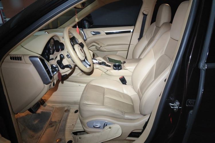 Used Porsche Cayenne 2016 Cayenne 3.0T Left Front Seat