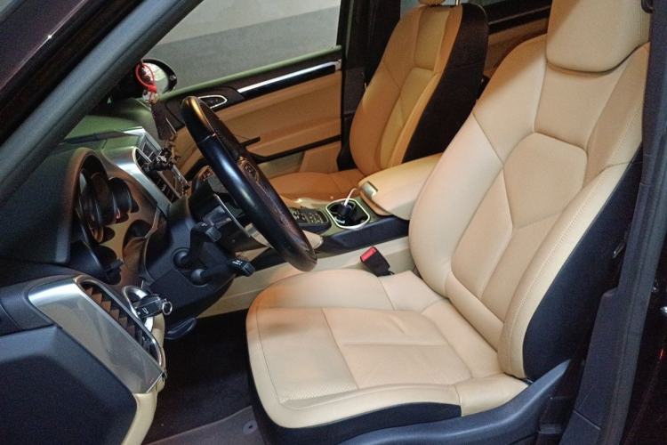 Used Porsche Cayenne 2016 Cayenne 3.0T Left Front Seat