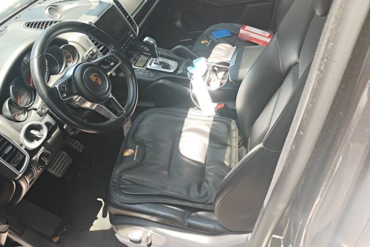 Used Porsche Cayenne 2016 Cayenne 3.0T Left Front Seat