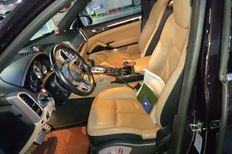 Used Porsche Cayenne 2016 Cayenne 3.0T Left Front Seat