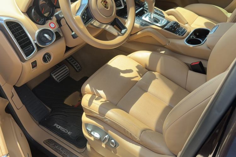 Used Porsche Cayenne 2016 Cayenne 3.0T Left Front Seat