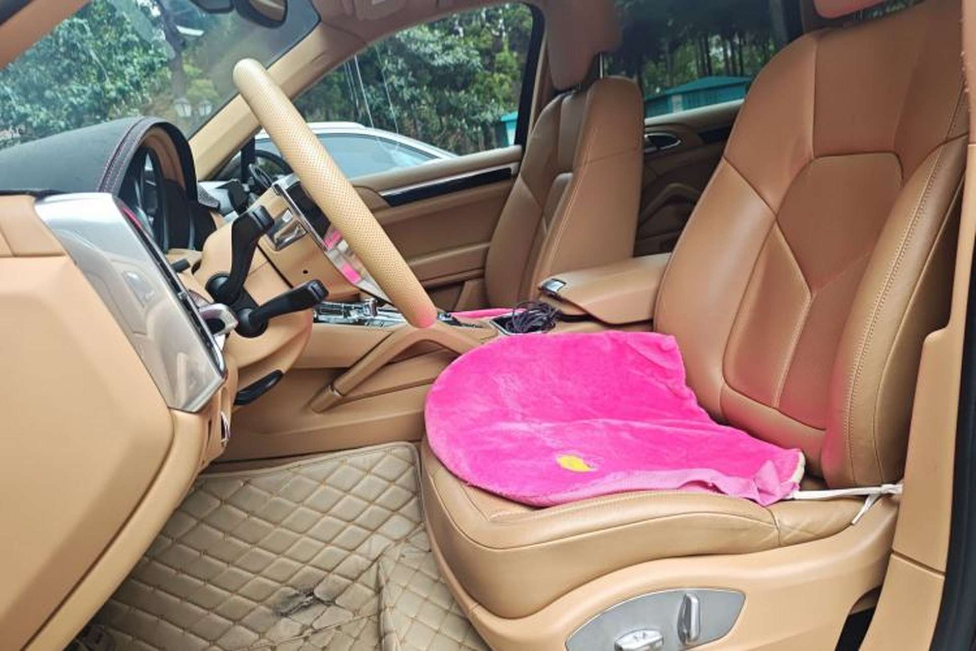 Used Porsche Cayenne 2016 Cayenne 3.0T Left Front Seat