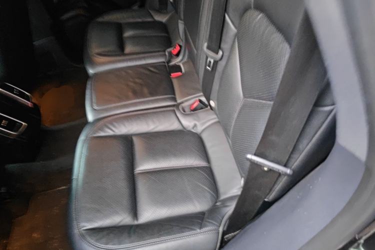 Used Porsche Cayenne 2016 Cayenne 3.0T Left Rear Seat