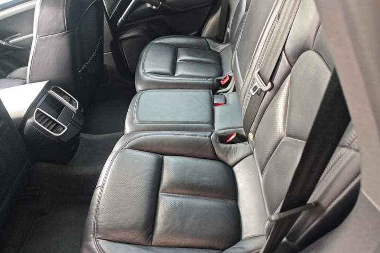 Used Porsche Cayenne 2016 Cayenne 3.0T Left Rear Seat