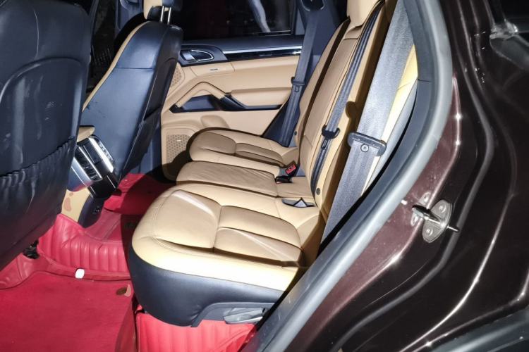 Used Porsche Cayenne 2016 Cayenne 3.0T Left Rear Seat