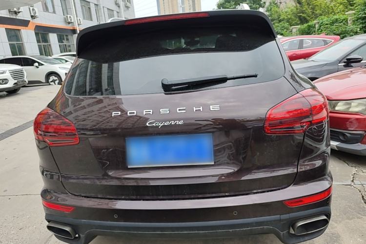 Used Porsche Cayenne 2016 Cayenne Platinum Edition 3.0T Rear