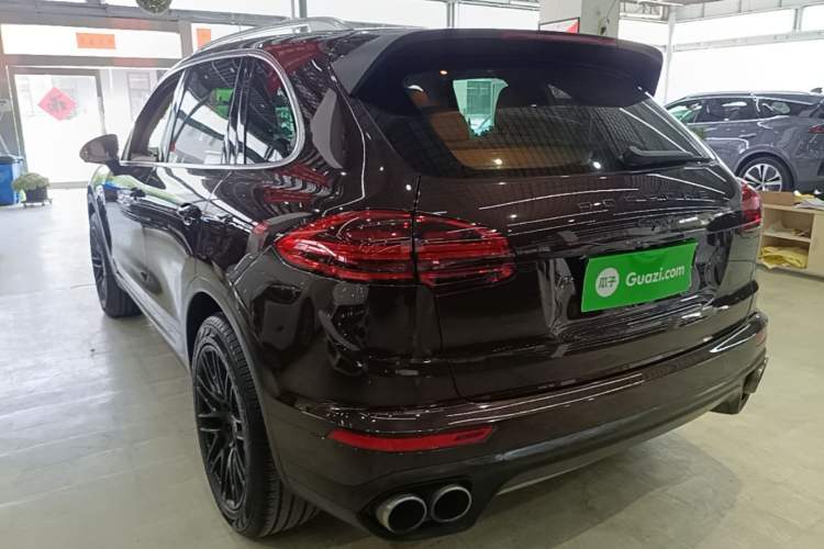 Used Porsche Cayenne 2016 Cayenne 3.0T Rear Left 45 Deg