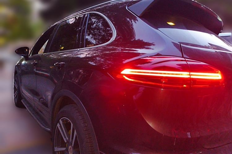 Used Porsche Cayenne 2016 Cayenne 3.0T Rear Left 45 Deg