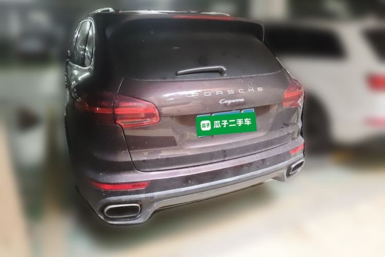 Used Porsche Cayenne 2016 Cayenne Platinum Edition 3.0T Rear Left 45 Deg