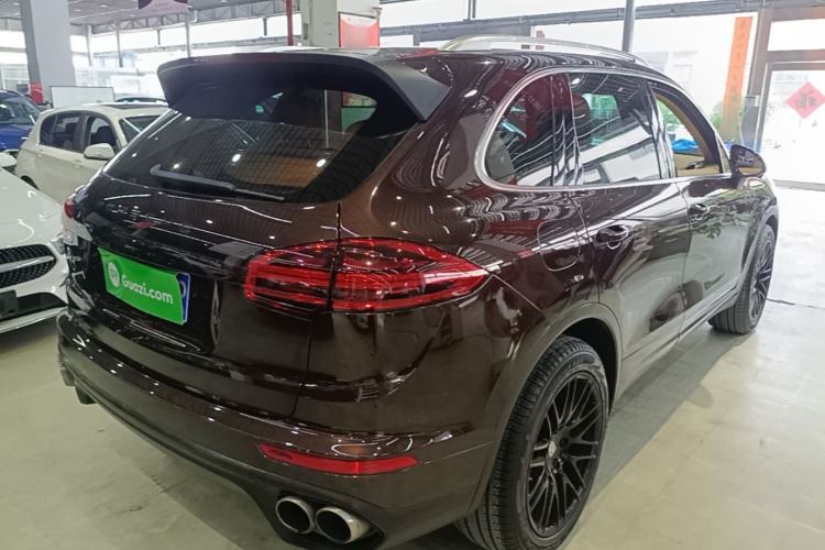 Used Porsche Cayenne 2016 Cayenne 3.0T Rear Right 45 Deg