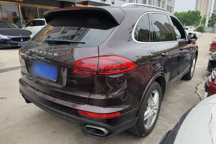 Used Porsche Cayenne 2016 Cayenne Platinum Edition 3.0T Rear Right 45 Deg