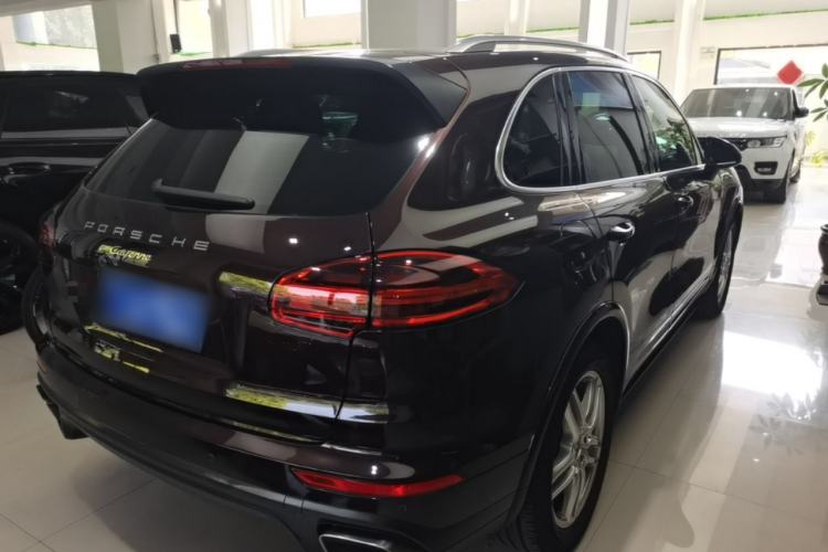 Used Porsche Cayenne 2016 Cayenne 3.0T Rear Right 45 Deg
