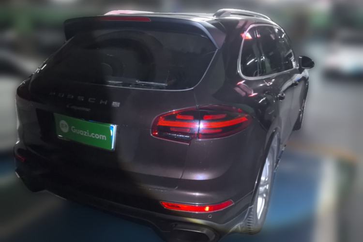 Used Porsche Cayenne 2016 Cayenne Platinum Edition 3.0T Rear Right 45 Deg