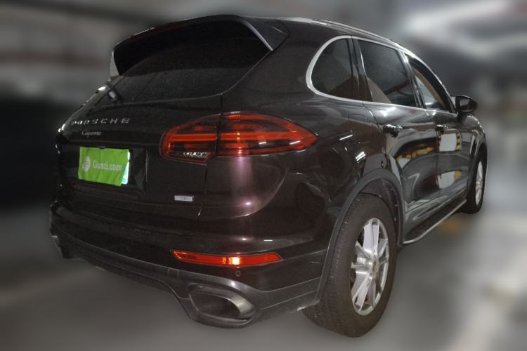Used Porsche Cayenne 2016 Cayenne 3.0T Rear Right 45 Deg