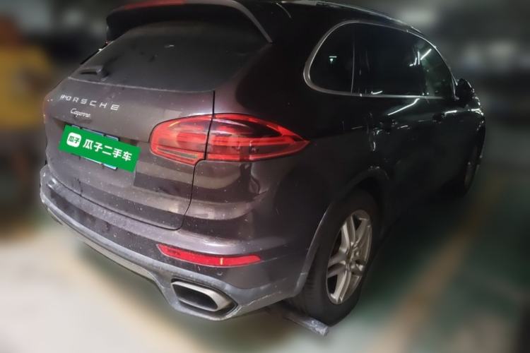 Used Porsche Cayenne 2016 Cayenne Platinum Edition 3.0T Rear Right 45 Deg
