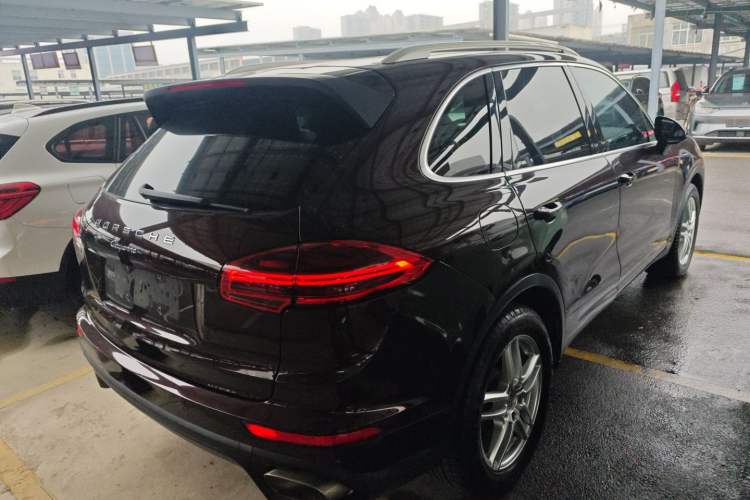 Used Porsche Cayenne 2016 Cayenne 3.0T Rear Right 45 Deg