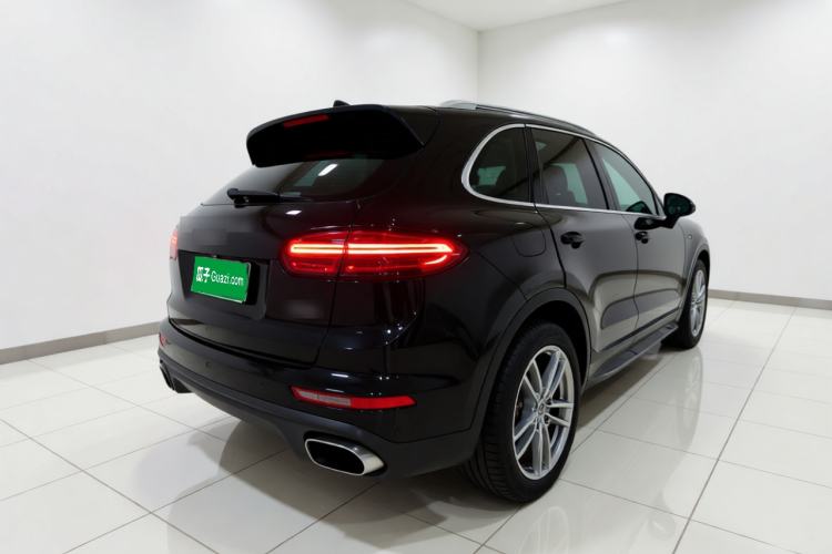 Used Porsche Cayenne 2016 Cayenne 3.0T Rear Right 45 Deg